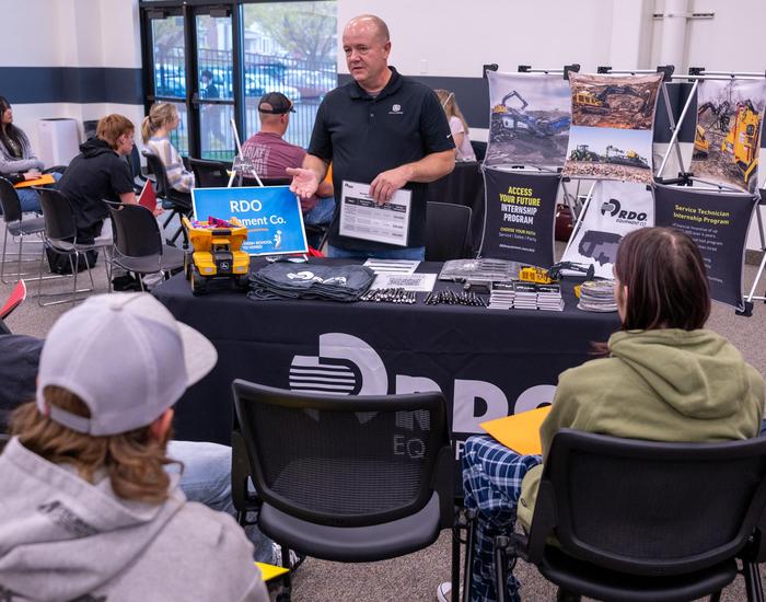 teacher instructing class