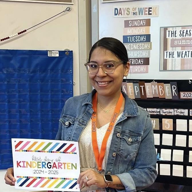 YocelyNava's Profile Photo