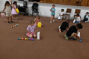 Easter egg hunting in elementary.