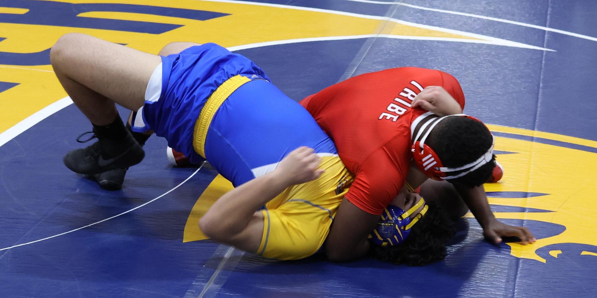 wrestlers in action at parlier
