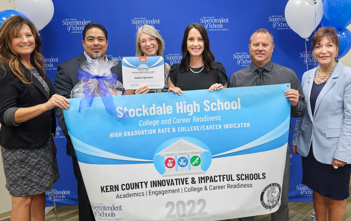 Stockdale Receives KCSOS I2S Award Stockdale High School