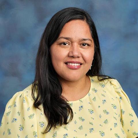 YenyLopez de Tobar's Profile Photo