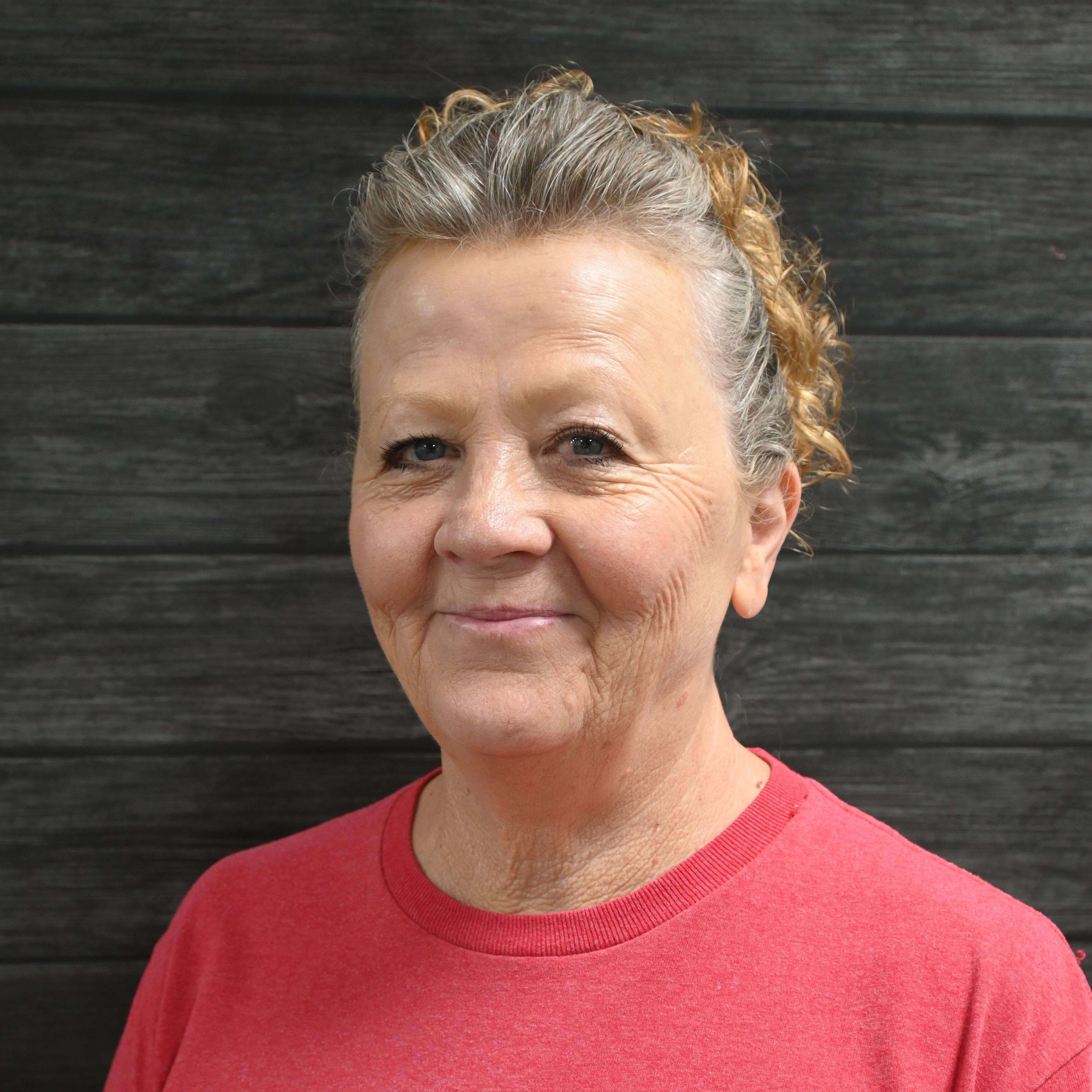 DebbieFidler's Profile Photo