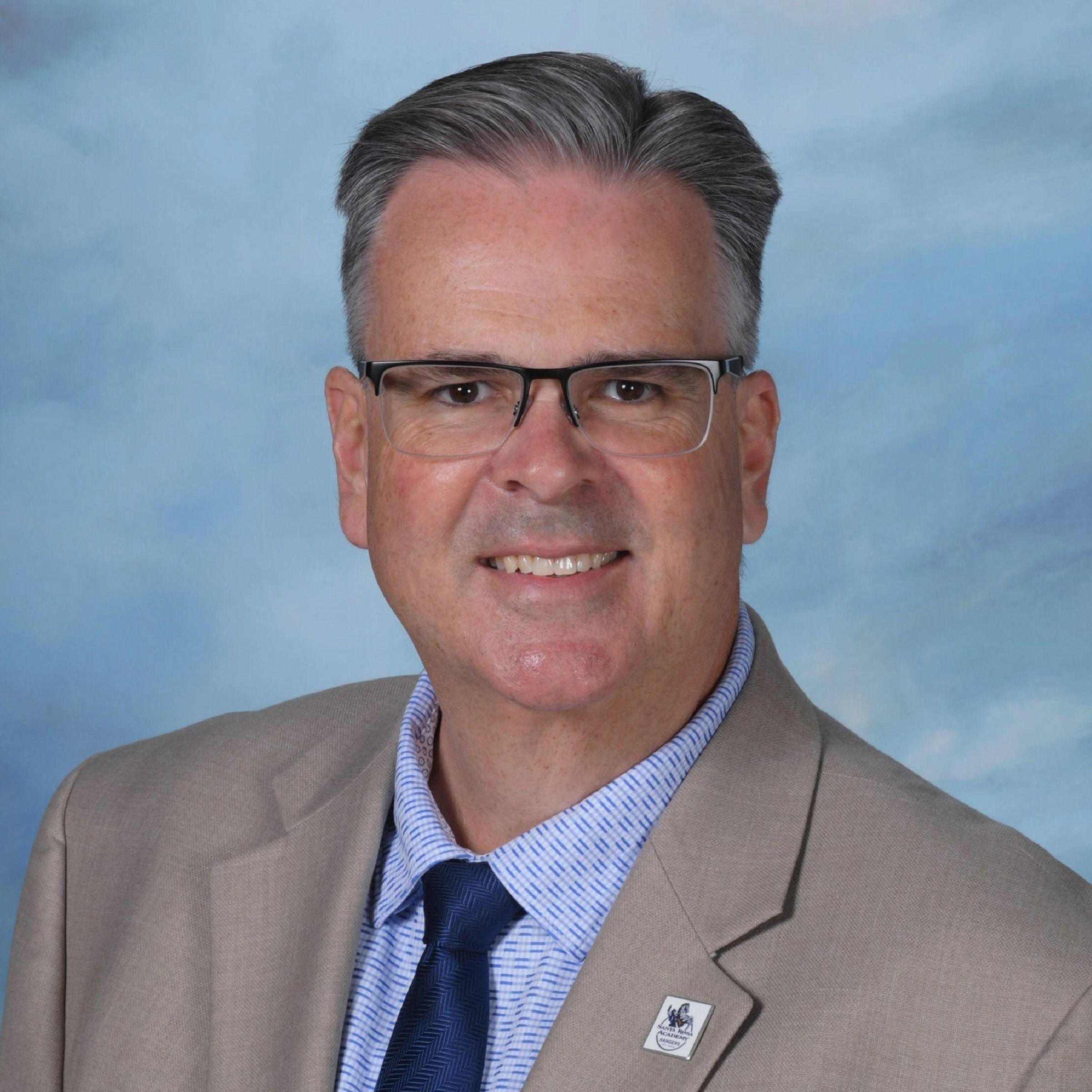 Dr. RobertHennings's Profile Photo