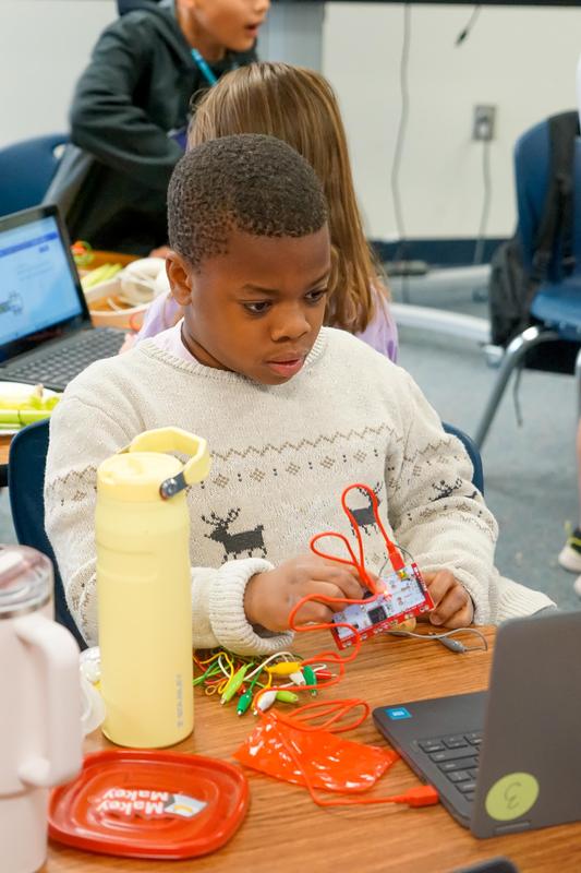 Oak Ridge GT student working on their musical invention