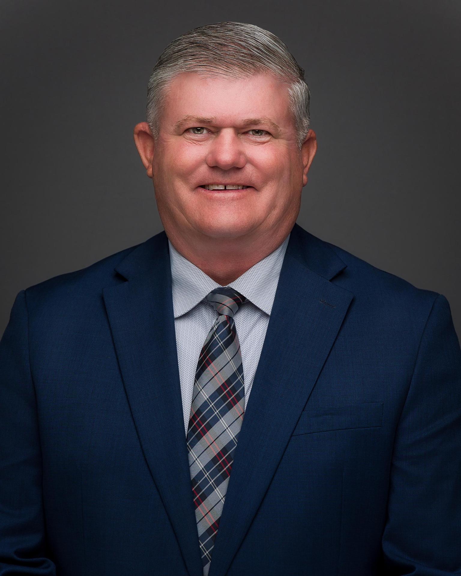 Dr. Eddie Hesseltine