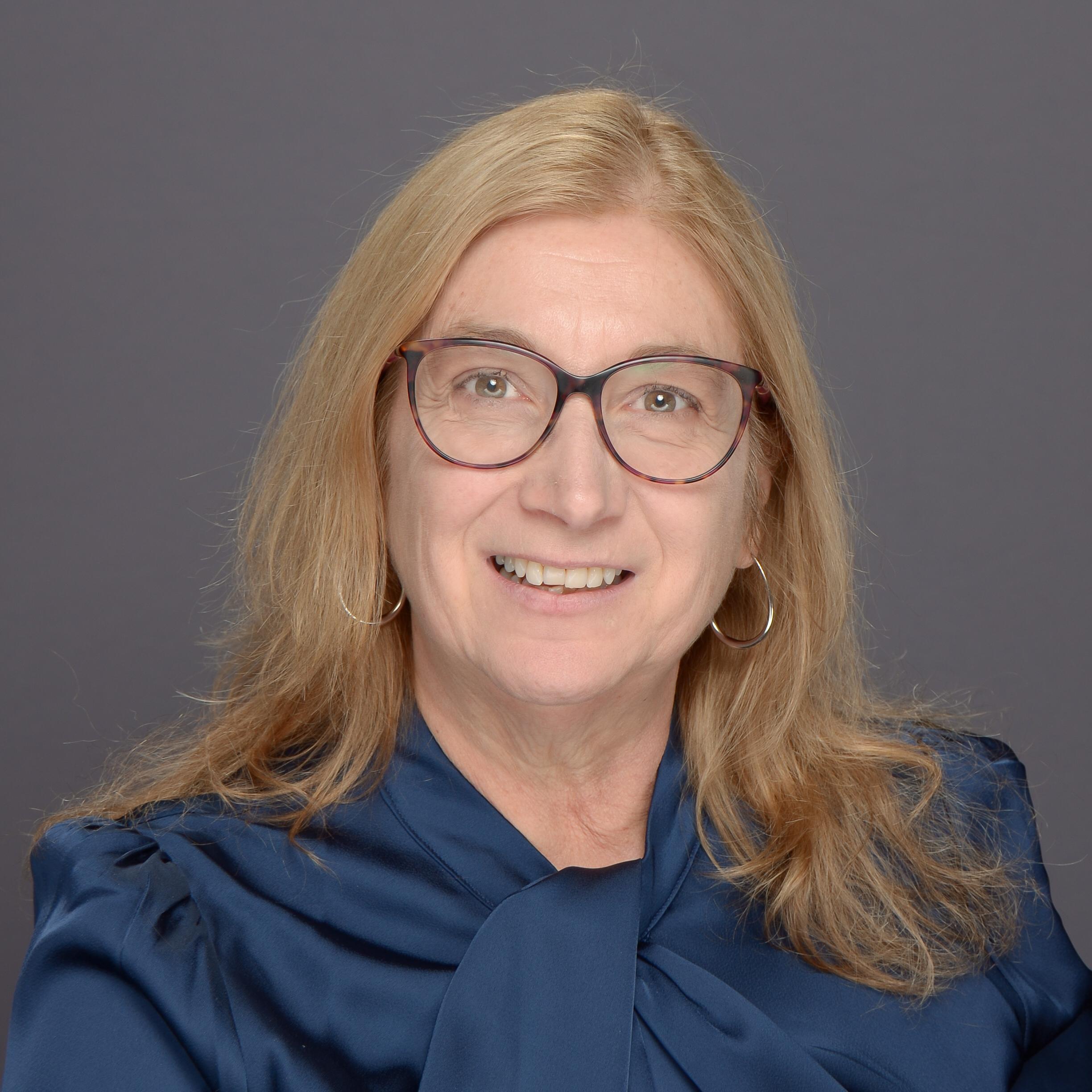 JulieRegimbal's Profile Photo