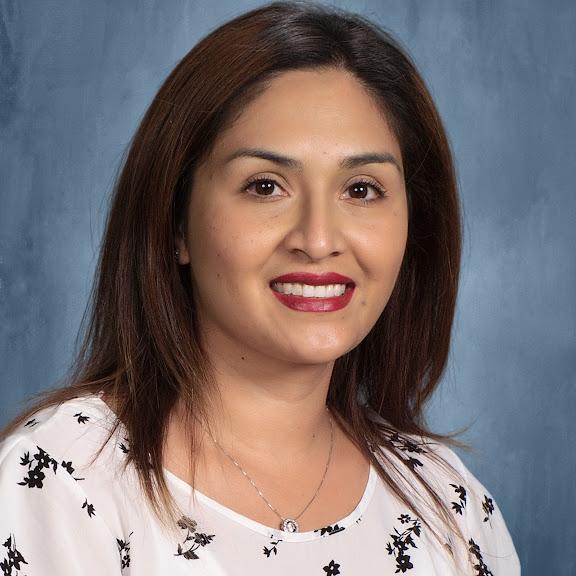 AlfonsinaMaciel Aguilar's Profile Photo