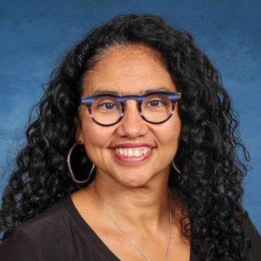 DeliaLozano's Profile Photo