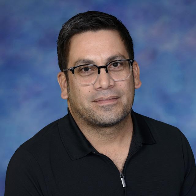 Teacher Spotlight- Mr. Alvarez! Featured Photo