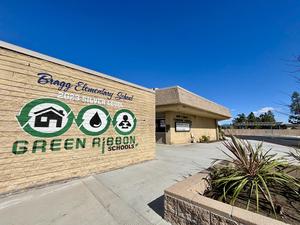 Bragg Elementary School with California Green Ribbon mural.