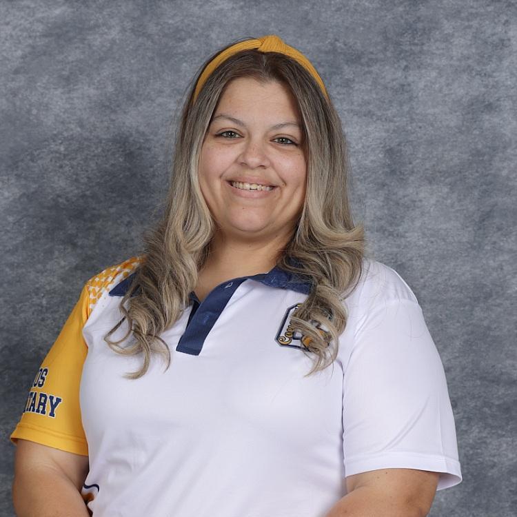 EstefanyPena's Profile Photo