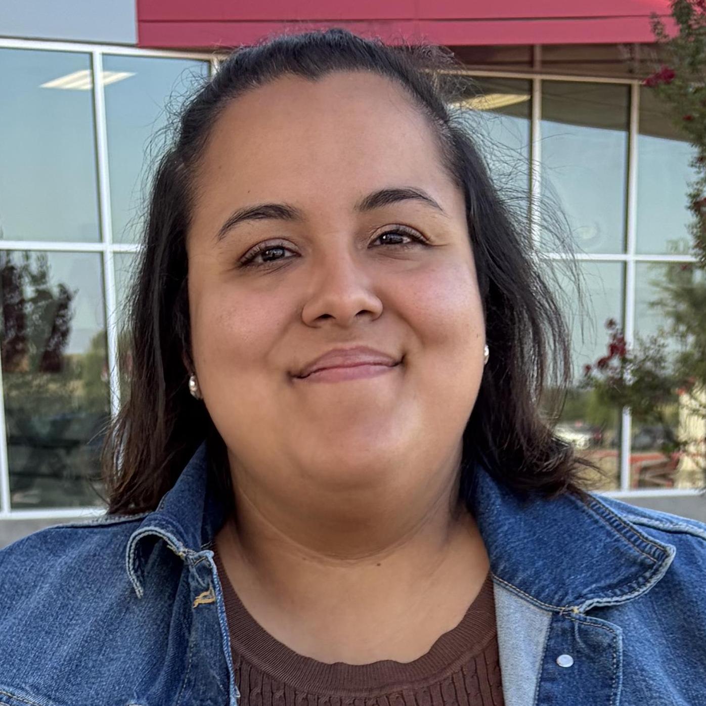 DianaHuerta's Profile Photo