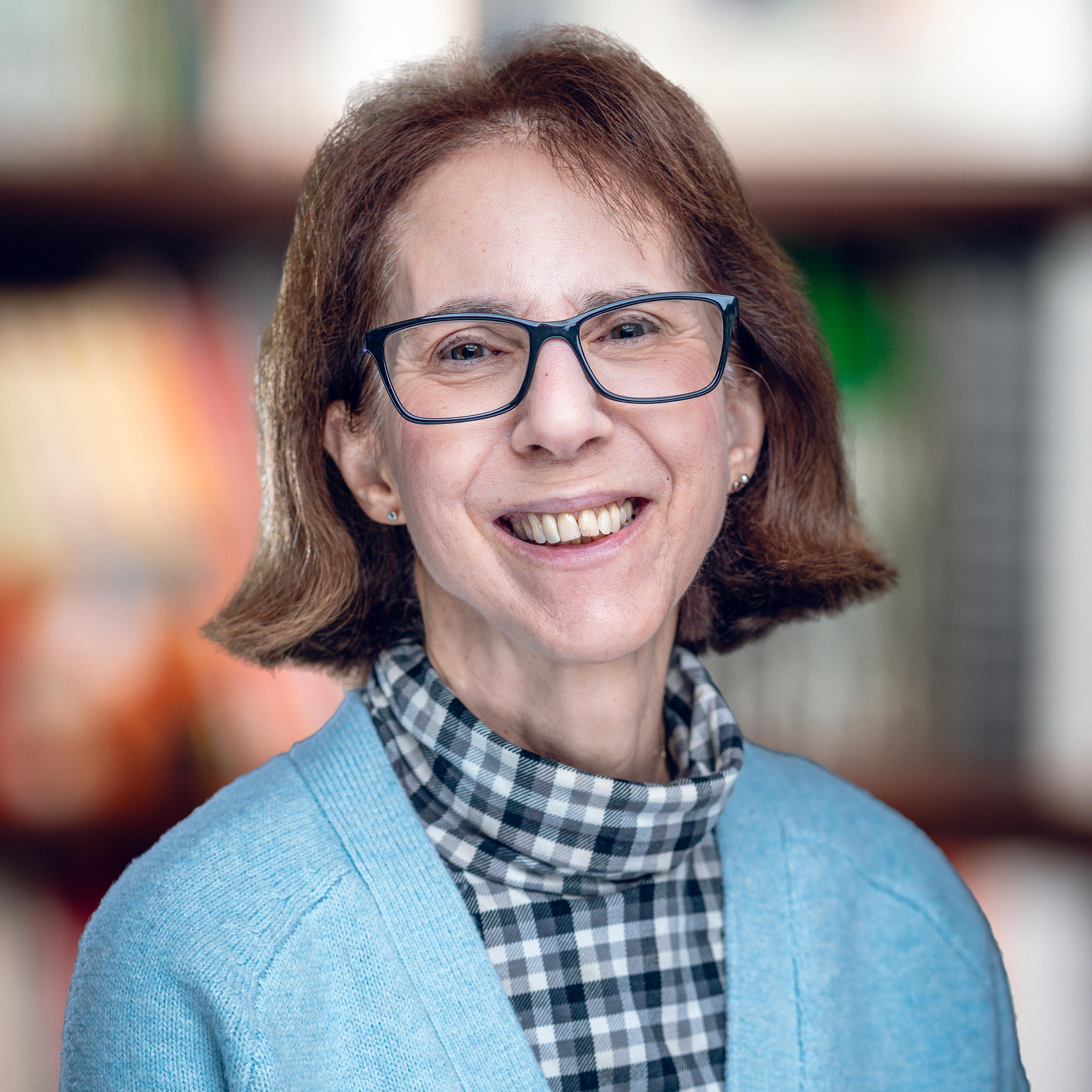 LynneMagrogan's Profile Photo