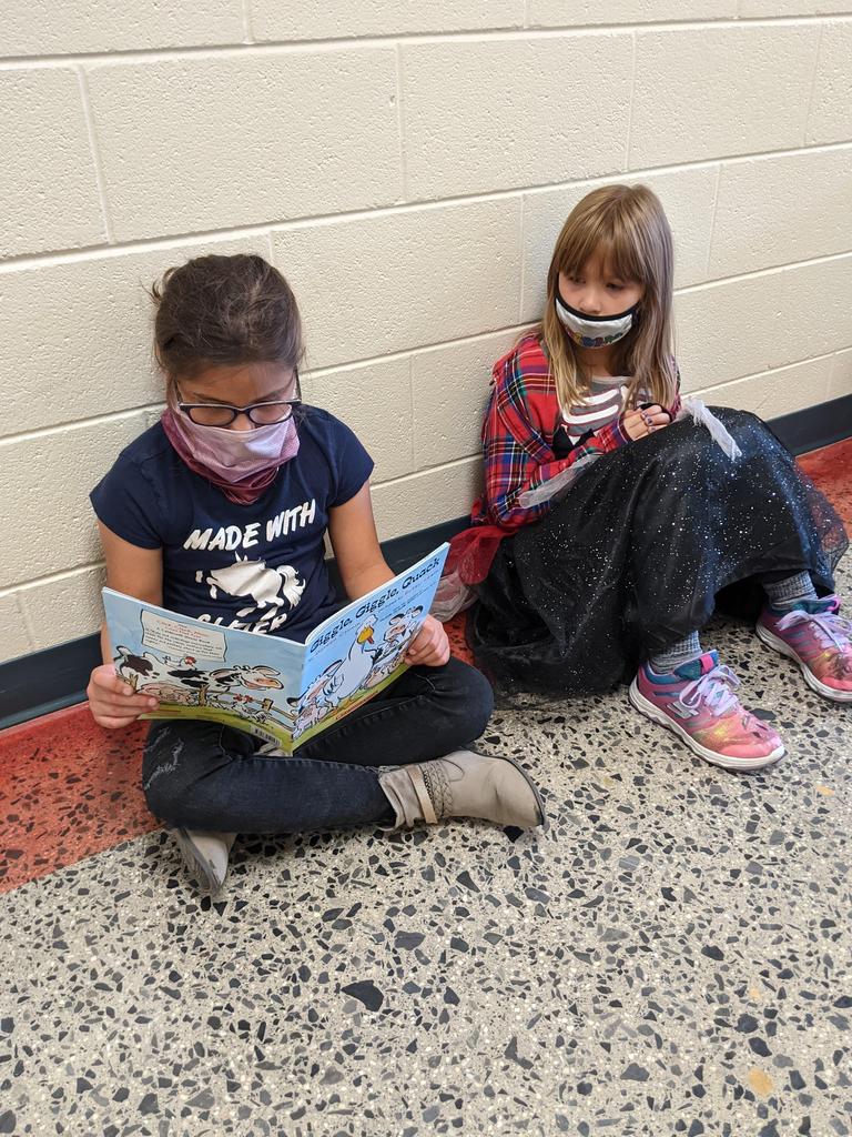 Photos Oak Point Elementary School