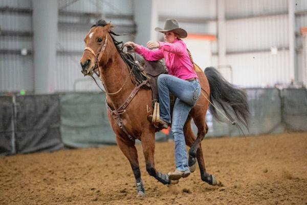 Senior Maggie Usher High School Rodeo State Champ Featured Photo