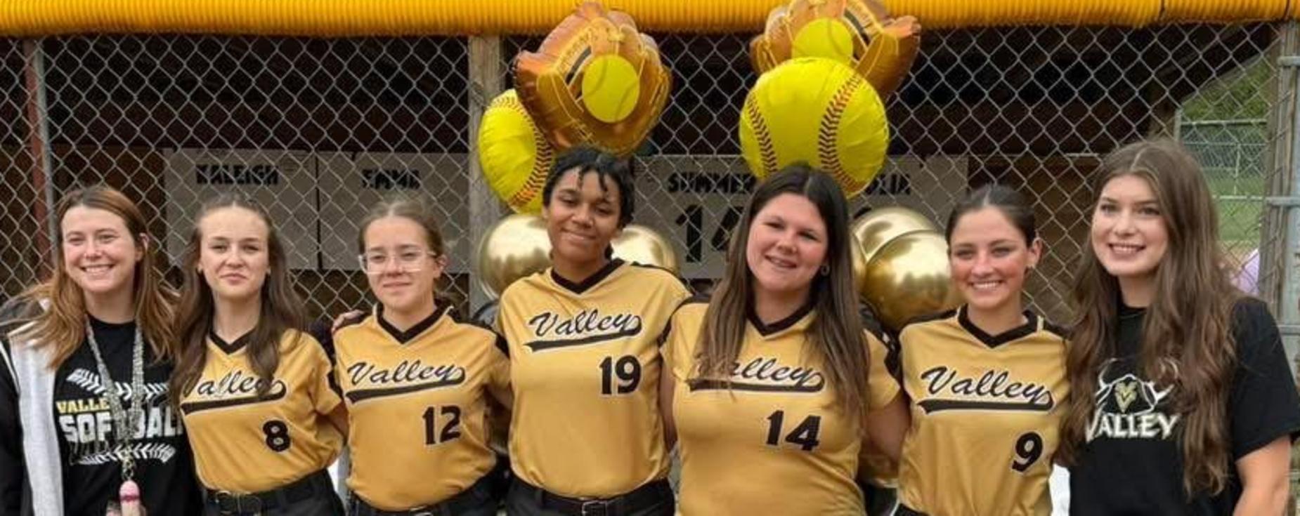Softball Seniors - 2026