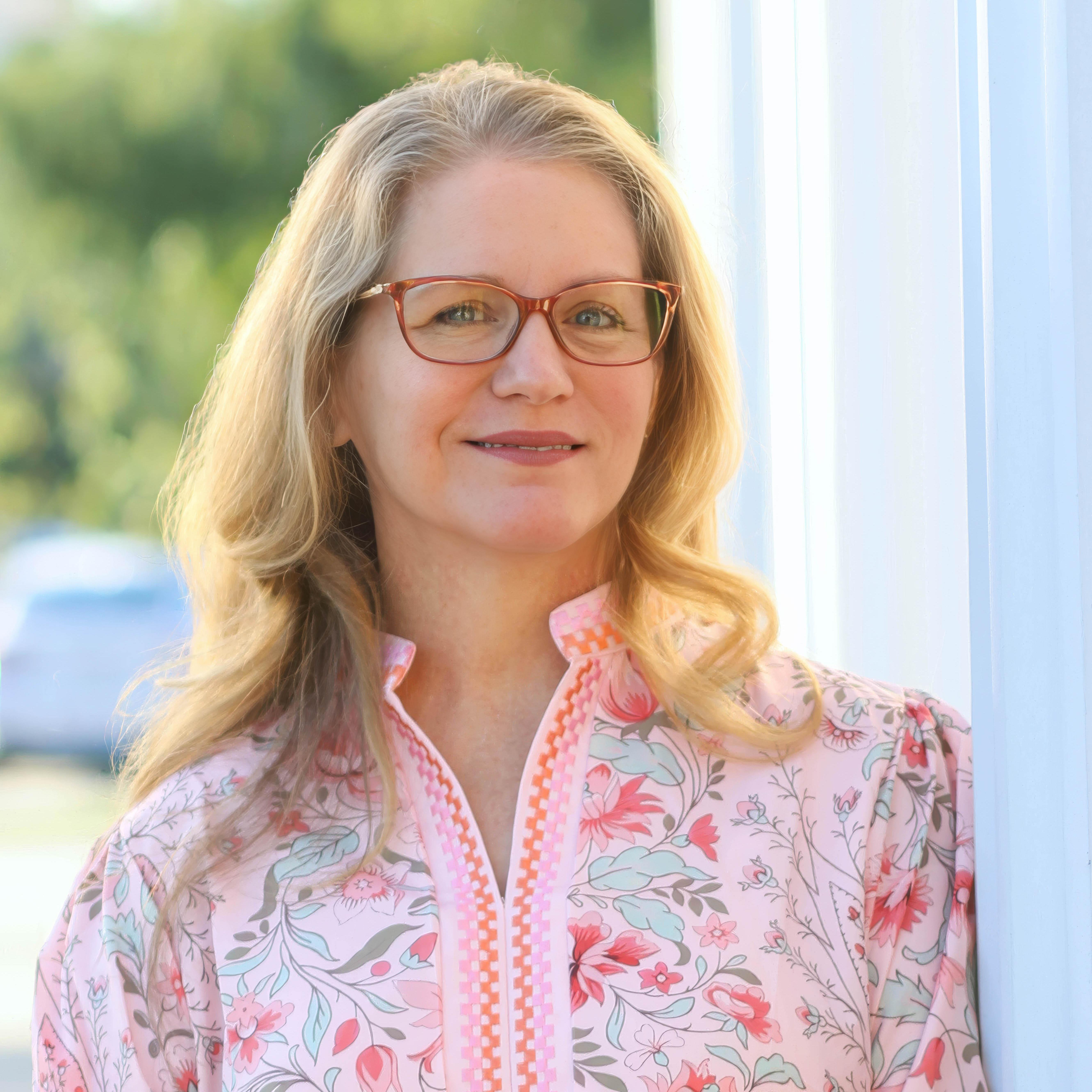 VeronicaGuy's Profile Photo