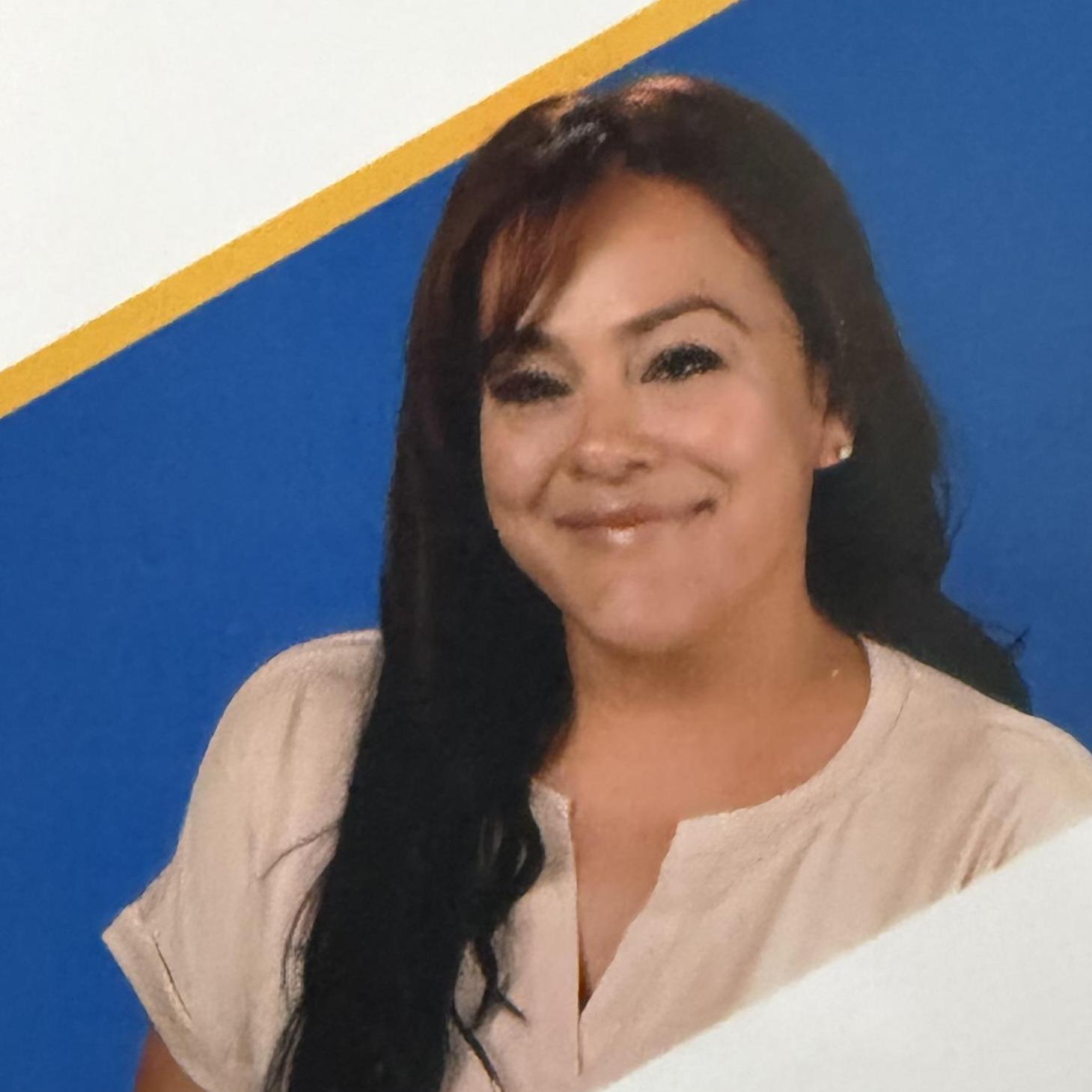 ElianaGallegos's Profile Photo