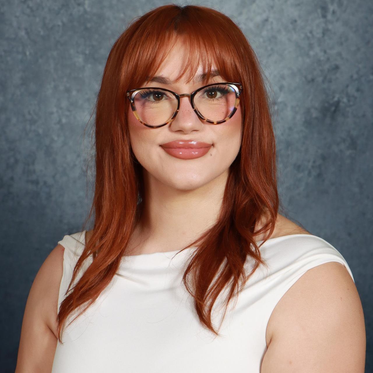 EsmeraldaMolina's Profile Photo