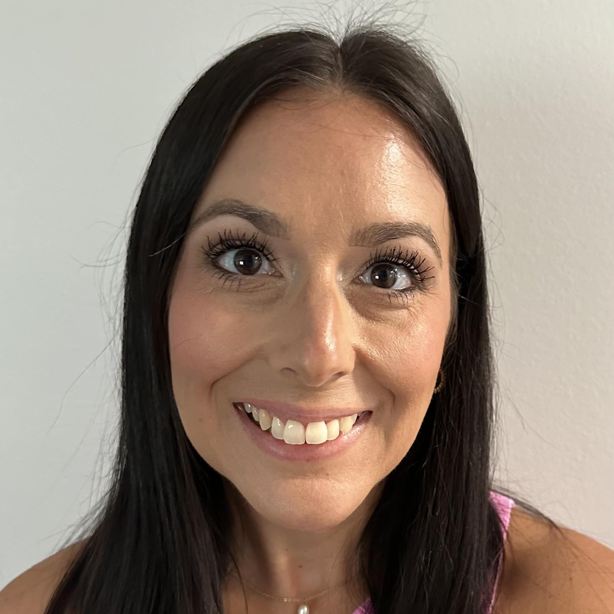 SaraClopton's Profile Photo