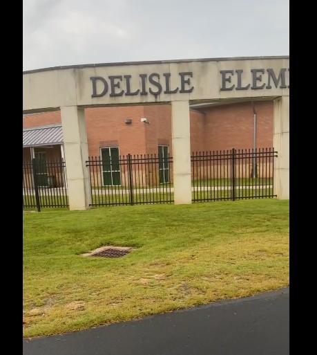 DELISLE ELEMENTARY AUG 2005