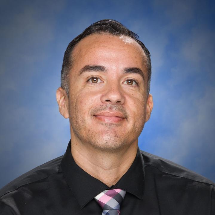 ErnestoPerez's Profile Photo