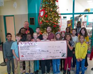 Gart Rutkowski and Steven Porter pose with Rutkowski's students following award presentation