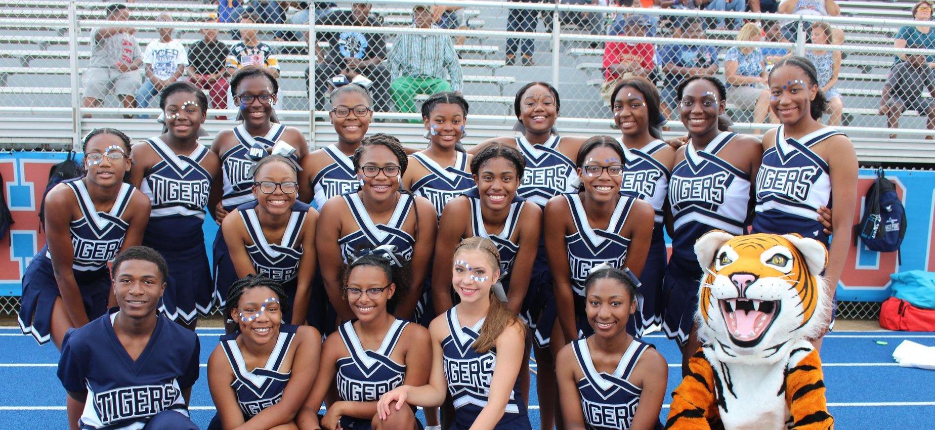 MPHS Cheerleading squad