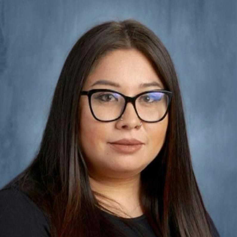 CristinaUrbina's Profile Photo