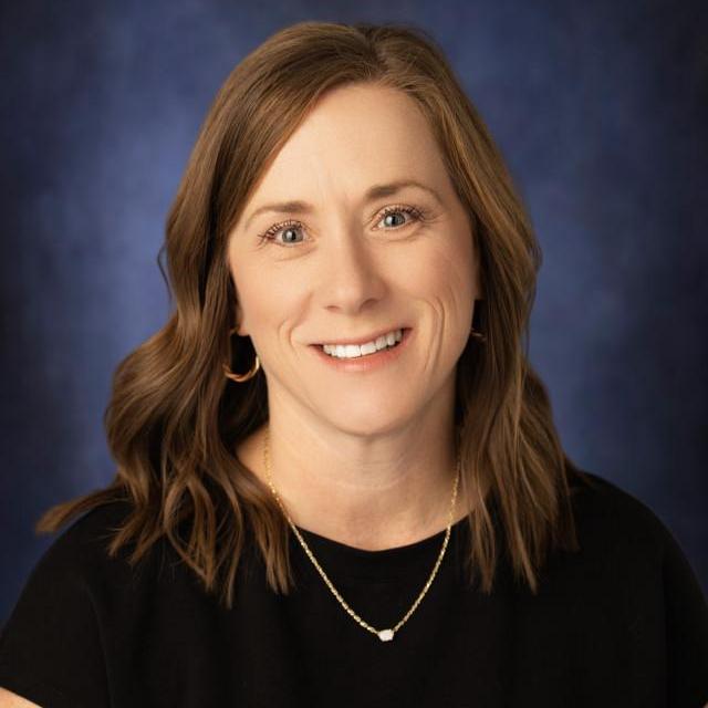 JulieKing's Profile Photo