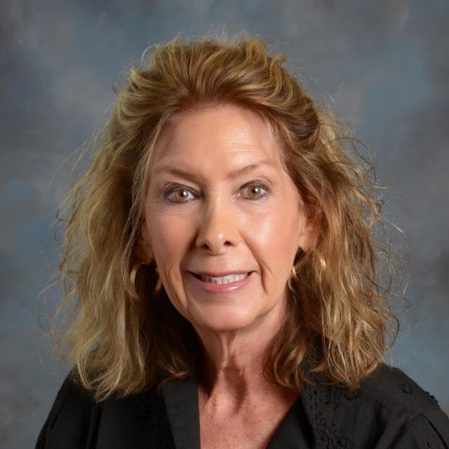 AimeeBurns's Profile Photo