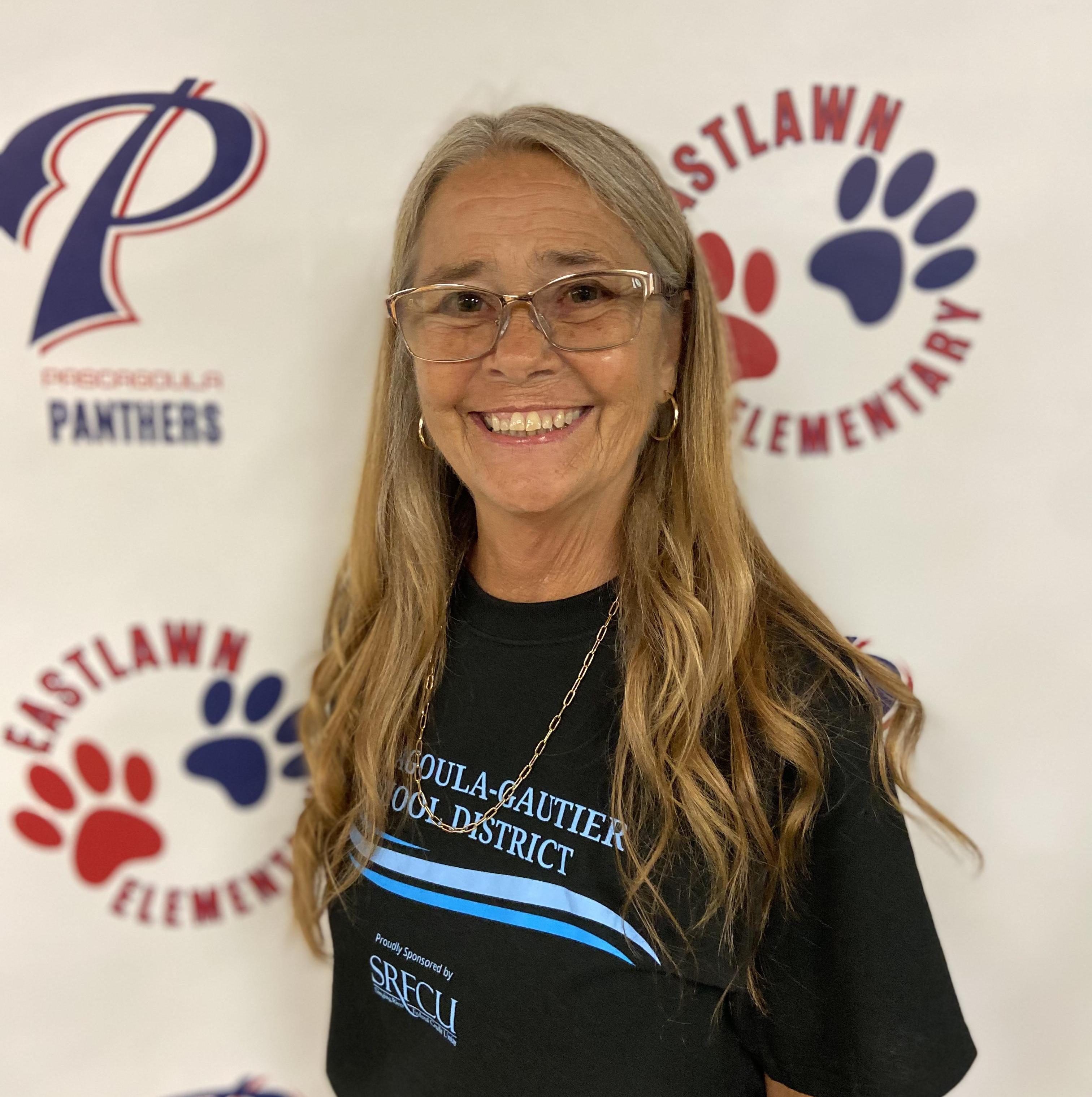 SharronLee's Profile Photo