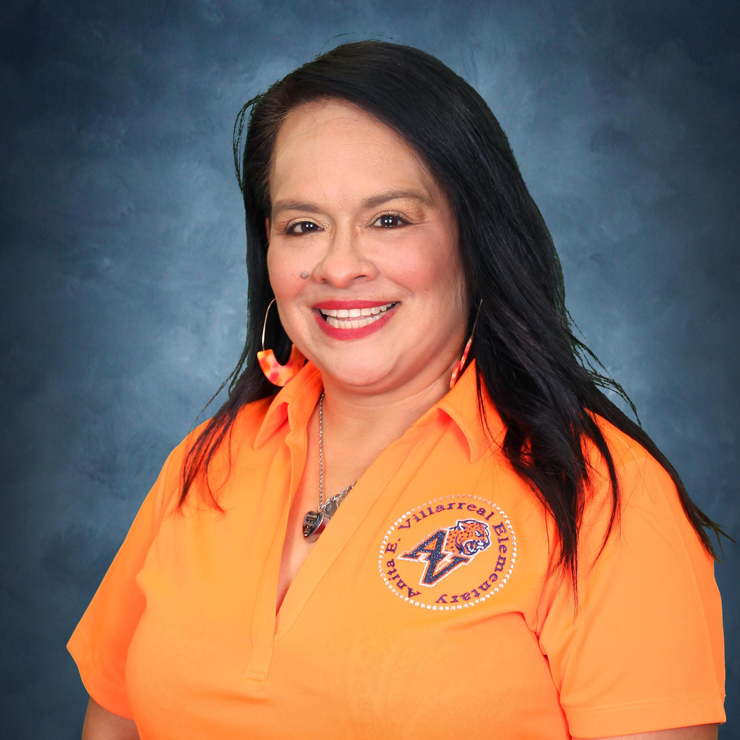 ElizabethFlores's Profile Photo