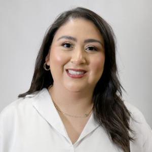 AdelaSolis's Profile Photo