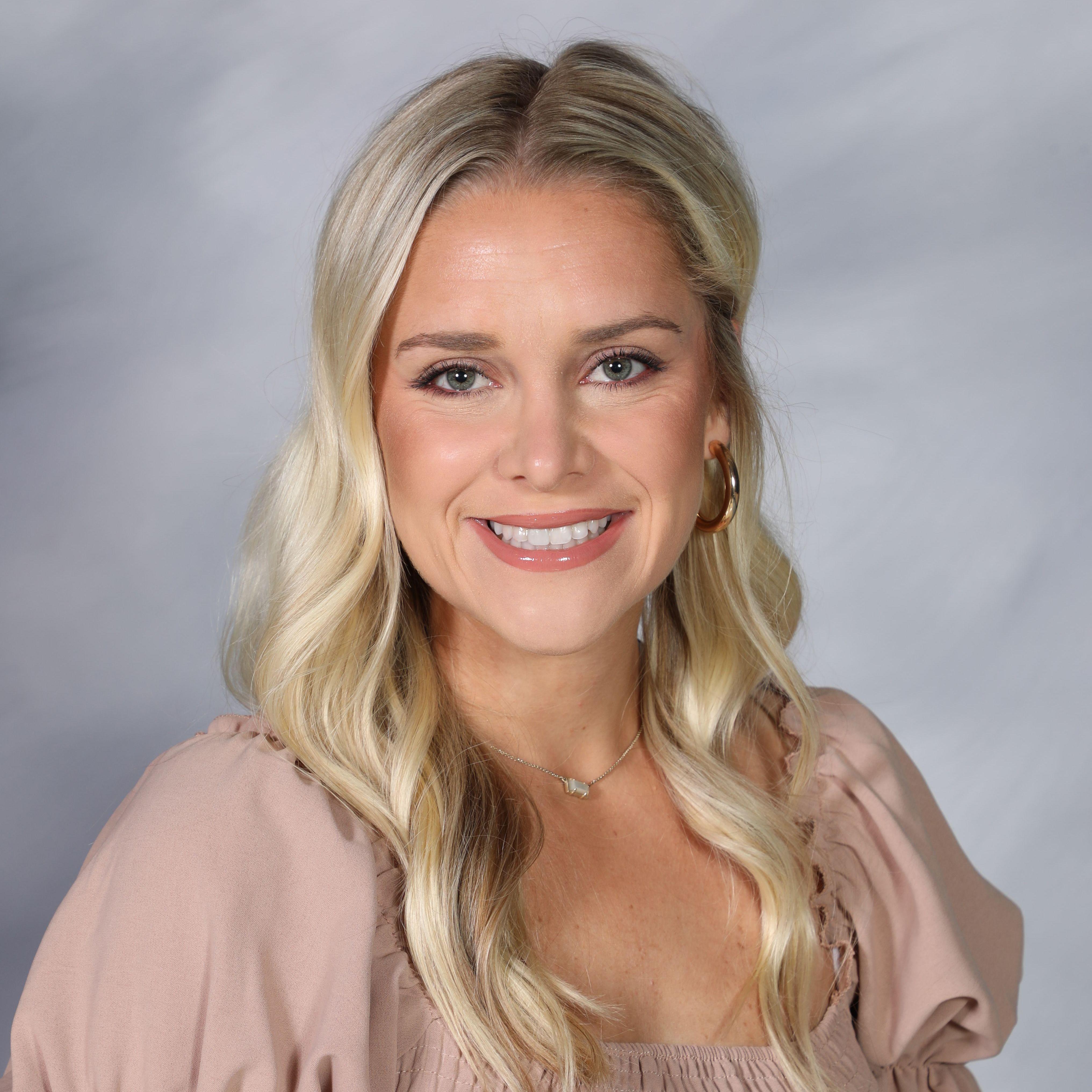 CarlyPeterson's Profile Photo