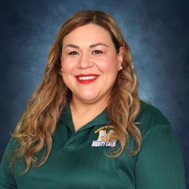 LauraEspinoza's Profile Photo