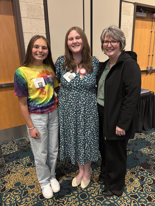 A picture of Callie, Kyleigh, and Mrs. Chunn