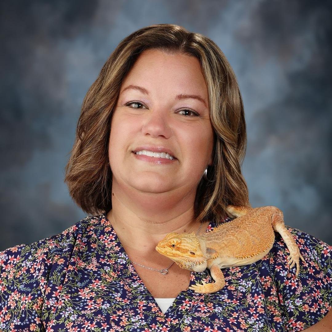 StephanieMouser's Profile Photo