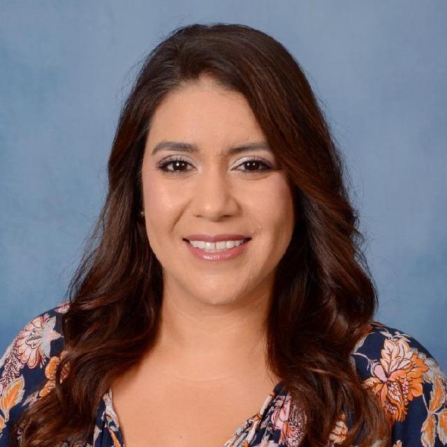 MariaCorona '04's Profile Photo