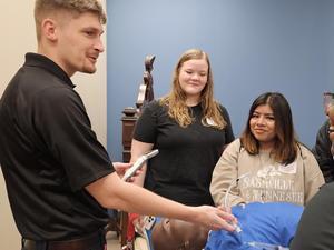 High School Students Explore the Diversity in Healthcare