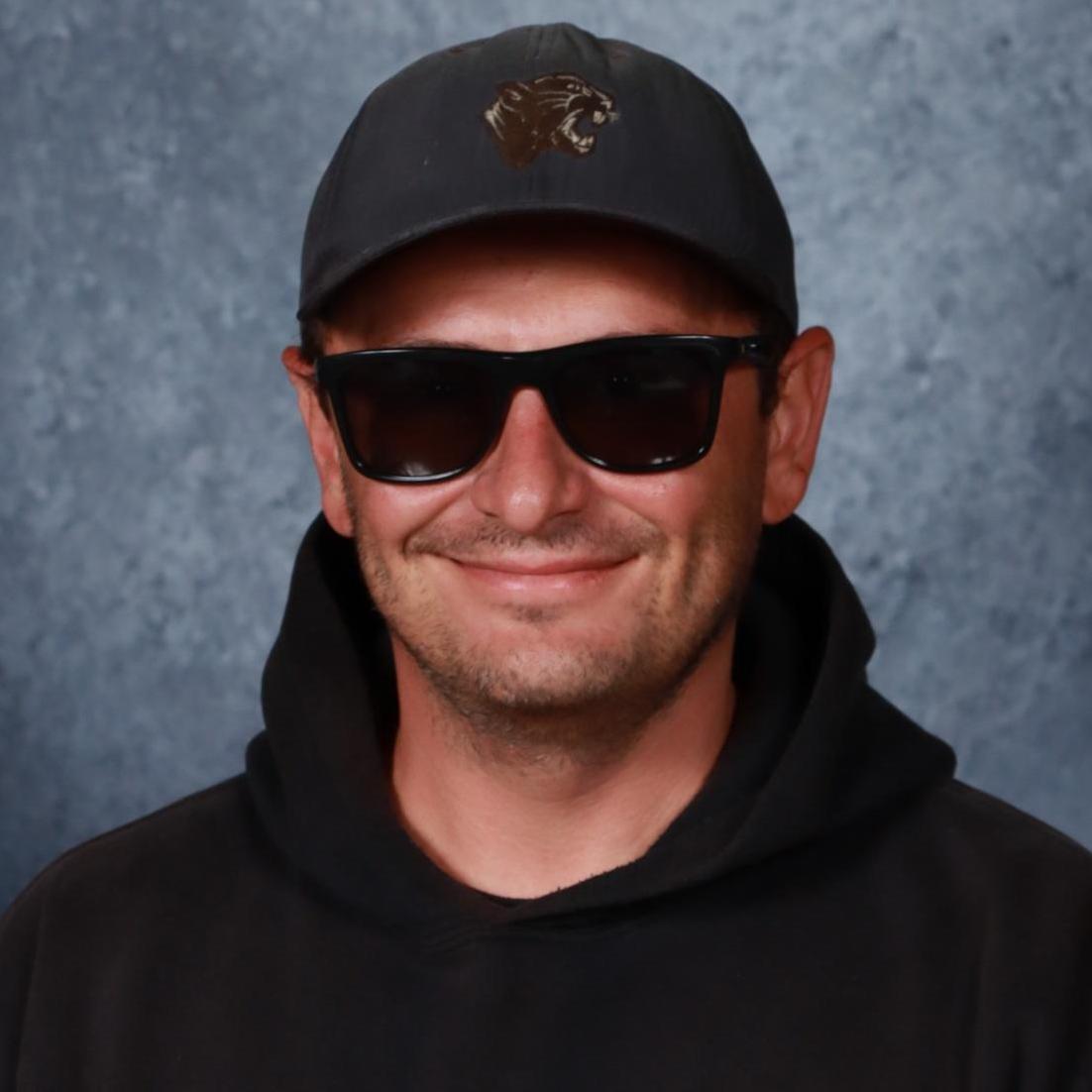 OzsepKarchikyan's Profile Photo