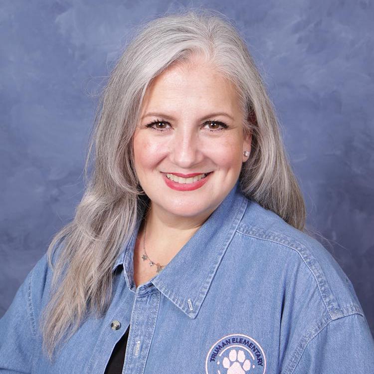DinaOrtiz's Profile Photo