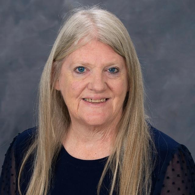 KarenAngelucci's Profile Photo