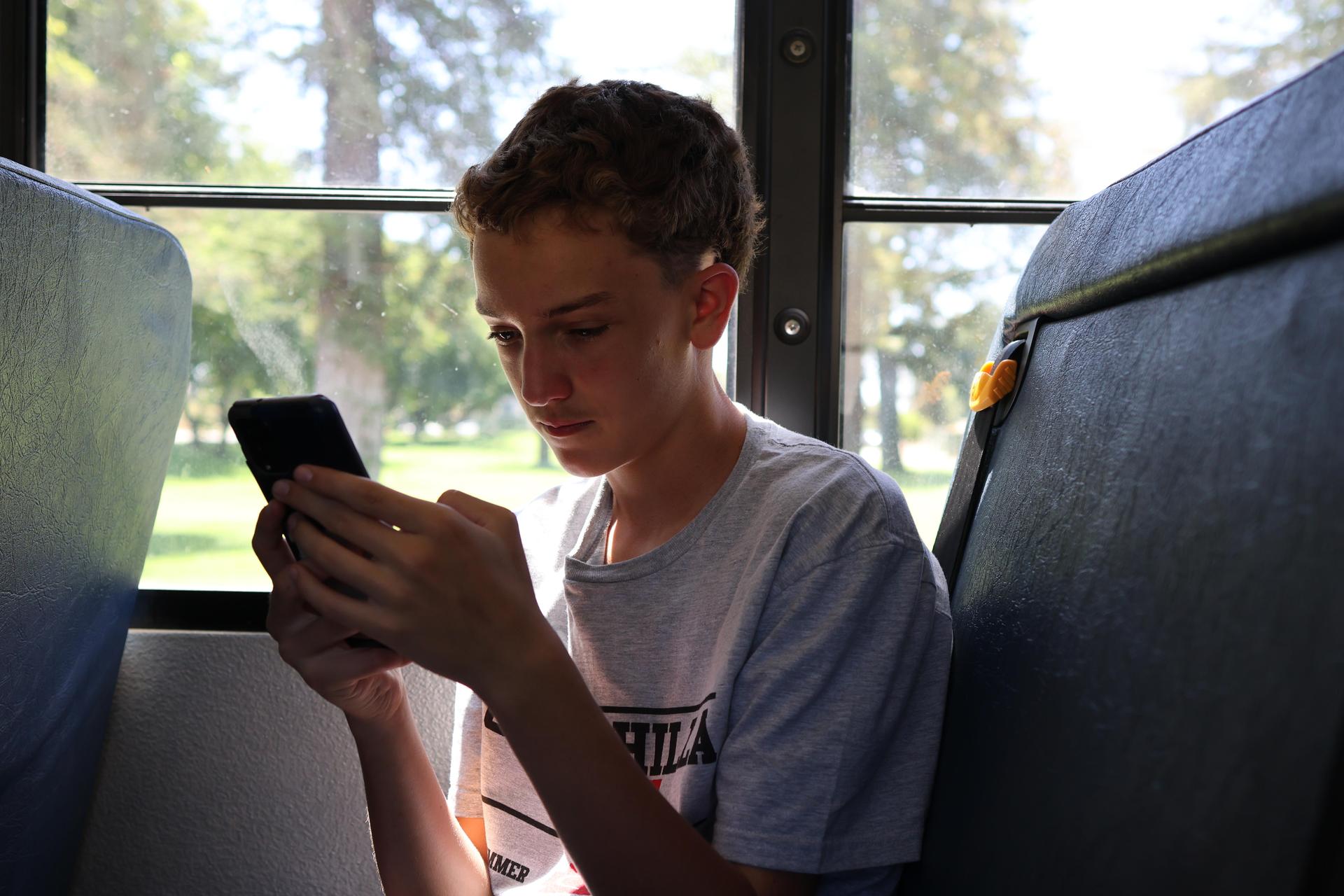 freshmen and staff participating in the summer bridge program