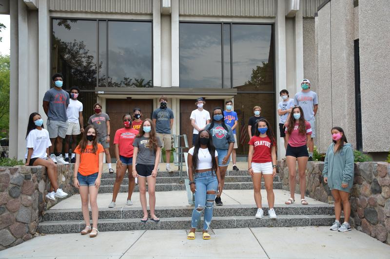 SB Class of 2016 Alumni Head to College! Featured Photo