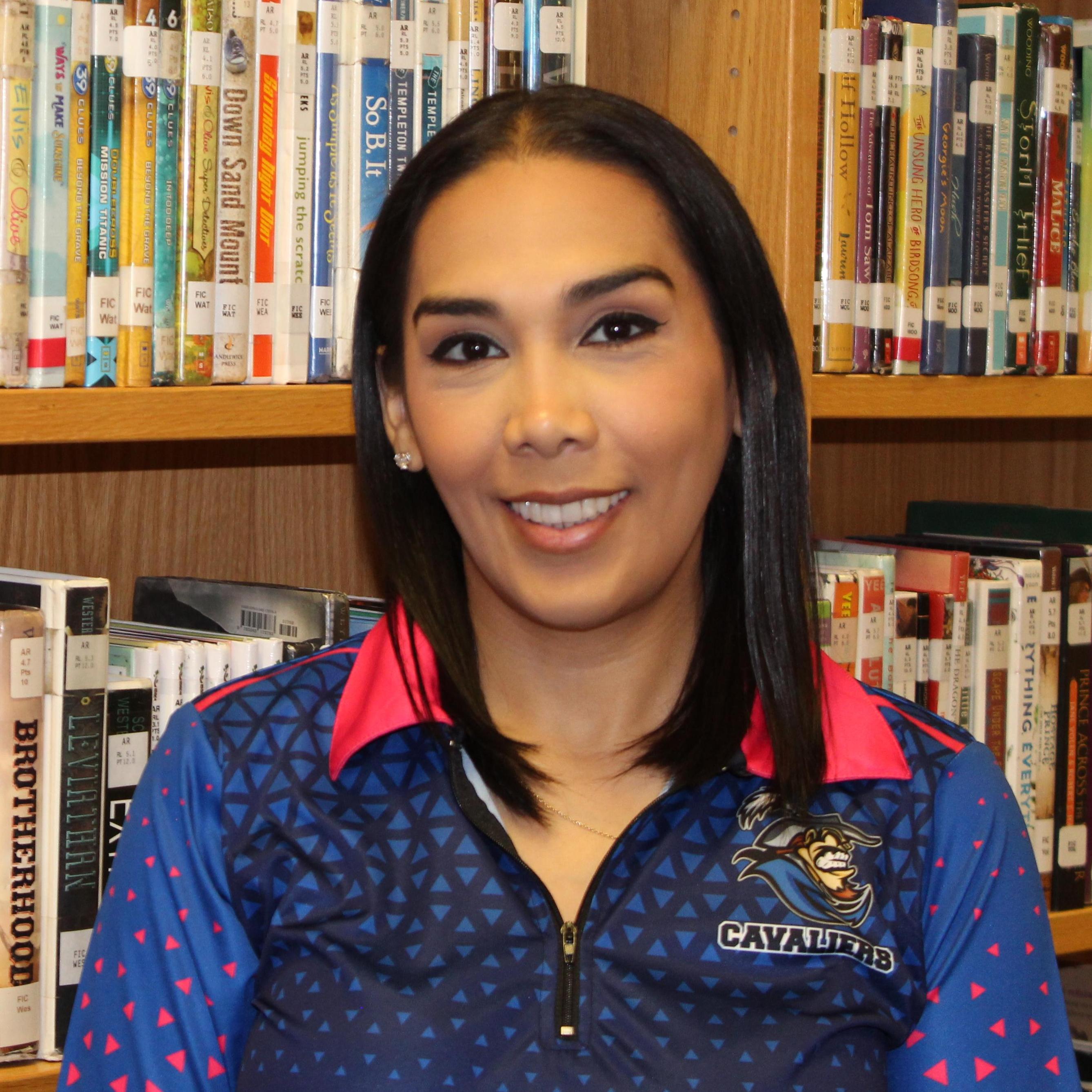 DaniellePena's Profile Photo