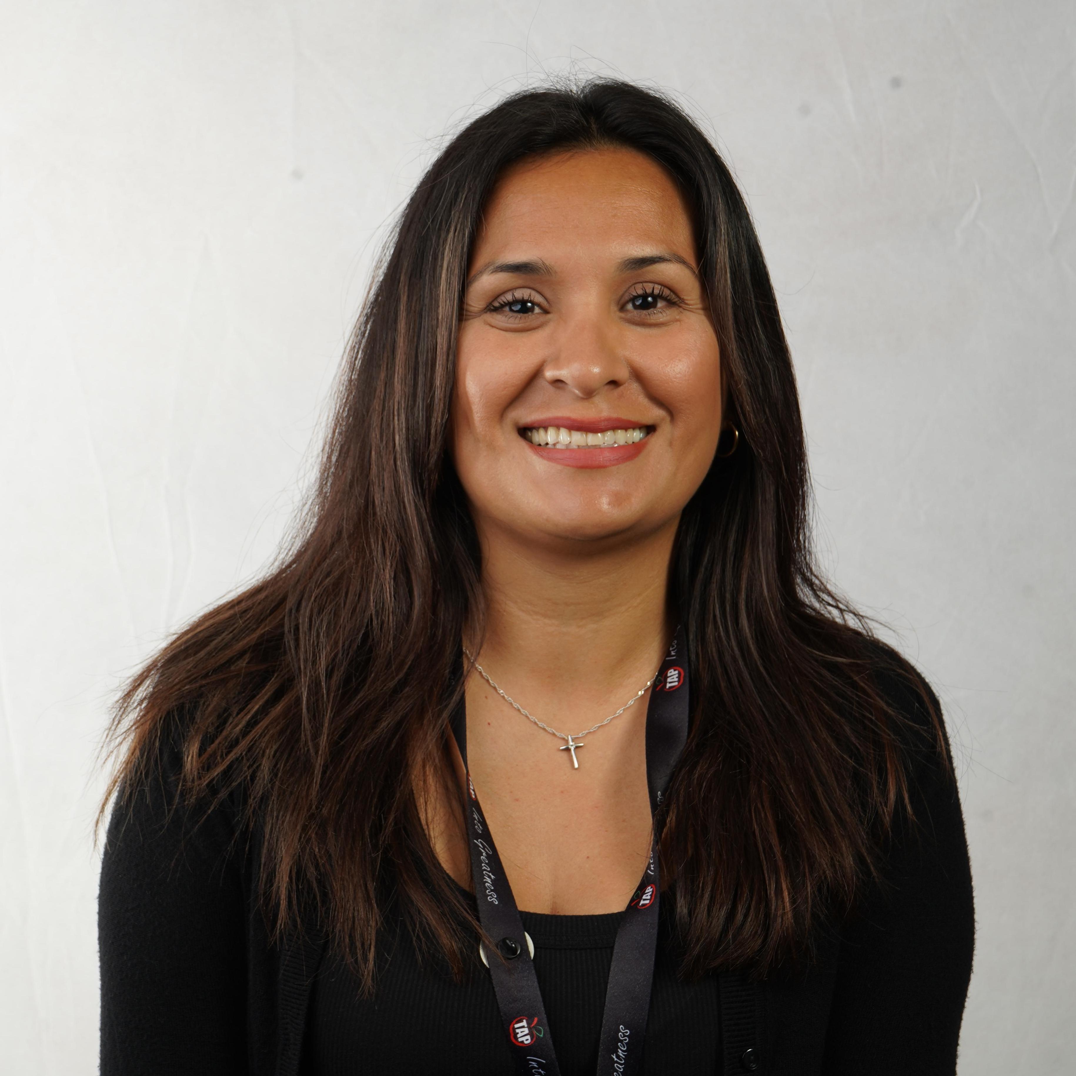 VeronicaMorales's Profile Photo