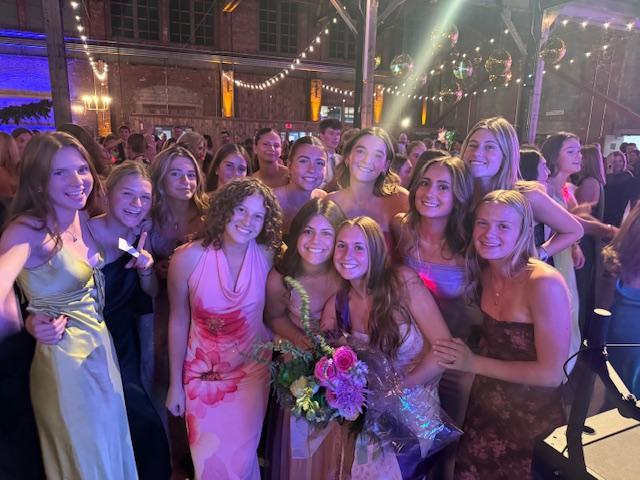 group of students attending the best buddies prom