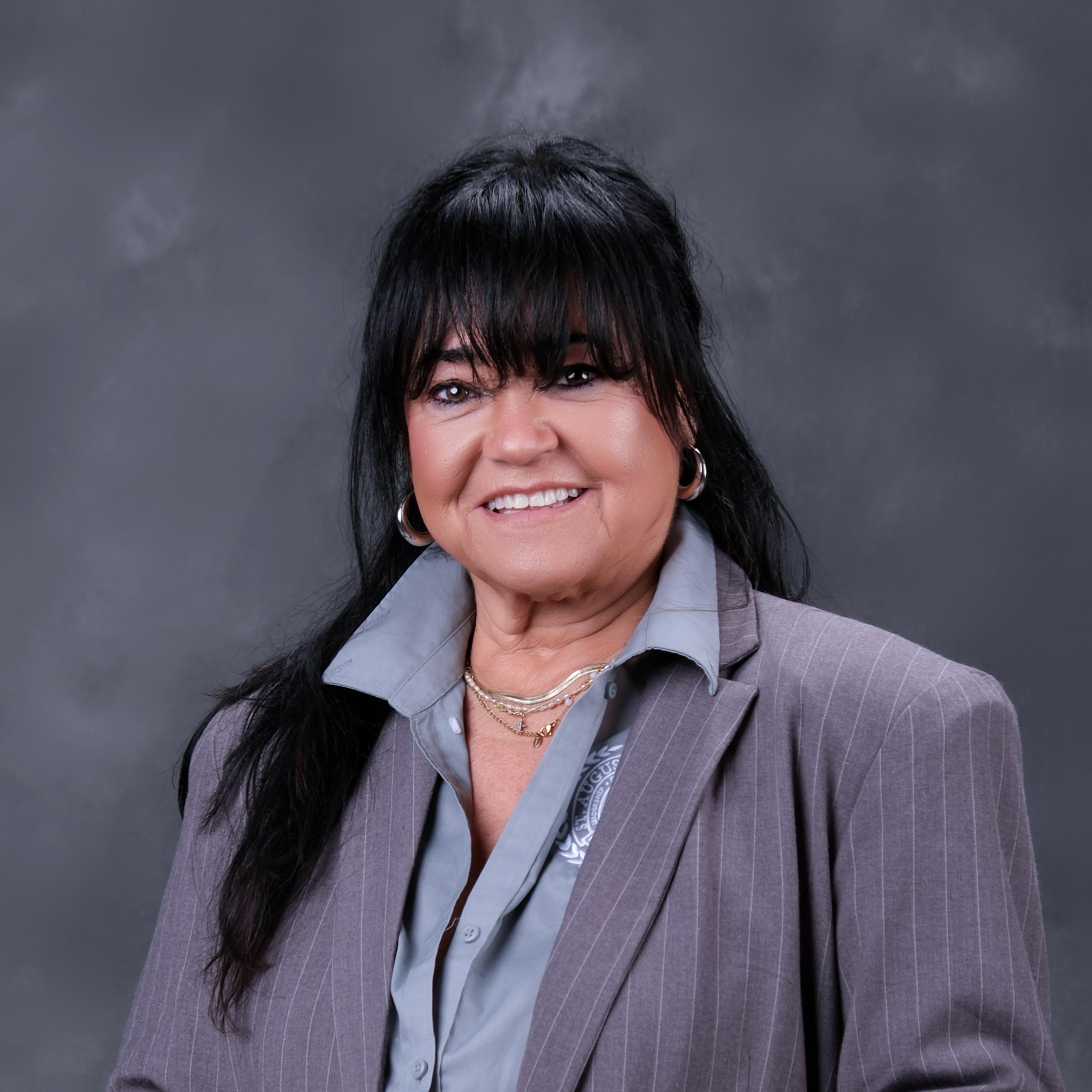 GladysDe la Garza's Profile Photo